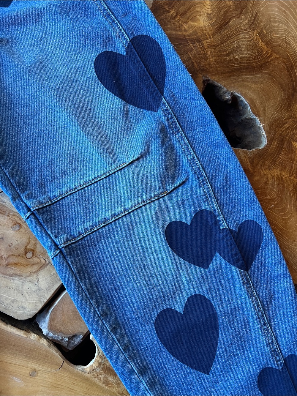 Blue Heart Mid-Rise Barrel Jeans NWOT XS-S - Picture 7 of 9